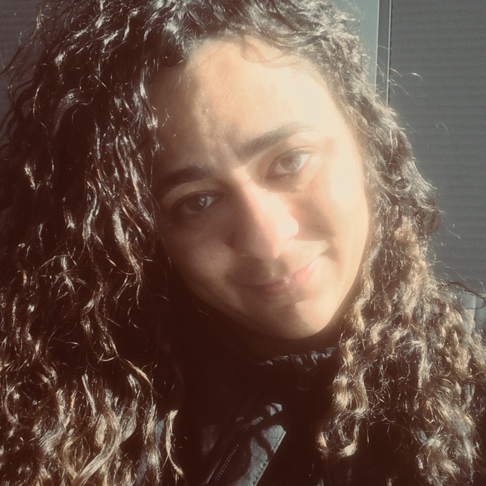 Meet your Posher, Mira